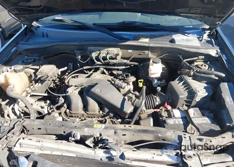 2008 Ford Escape Xlt z USA, uszkodzony, nr VIN 1FMCU03188KA76843